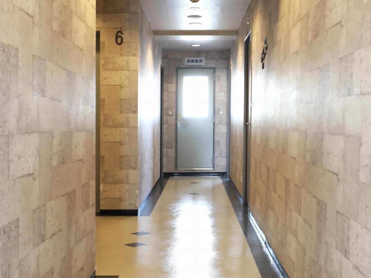 Toyama Town Hotel Bagian luar foto